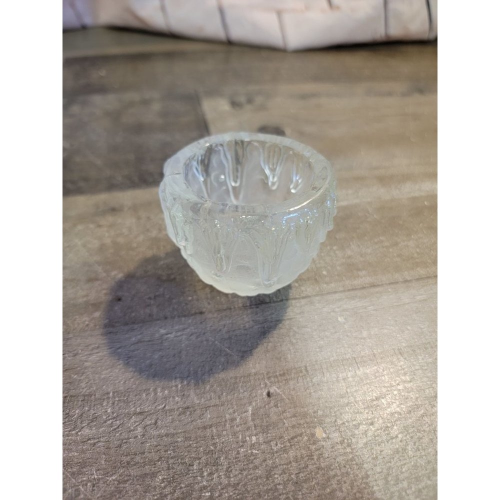 Frosted tea light holder icicle decor xmas